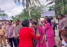 Kunker-Hari-Kedua-Kapolda-NTT,-Sambangi-Rumah-Nono-hingga-Serahkan-Bansos-Untuk-Penderita-Stunting