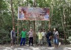 Cegah-Kebakaran-di-Hutan-Sisimeni-Sanam-dan-Camplong,-Polres-Kupang-Bentang-Spanduk-di-Kawasan-Hutan