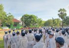 Polres-Kupang-Hadir-di-Sekolah:-Ipda-Ever-G.-Tinenti-Pimpin-Upacara-Bendera-di-SMA-Advent-Nusra-Noelbaki