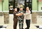 Perkuat-Sinergi-Tiga-Pilar-Penegak-Hukum,-Kapolda-NTT-Gelar-Silaturahmi-dengan-Danrem-161/Wirasakti-dan-Kajati-NTT