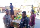Warga-Sulamu-Tak-Tinggal-Diam,-Warga-dan-Polisi-Galang-Bantuan-untuk-Korban-Bencana-Flores