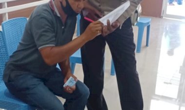 Sat-Lantas-Polres-Kupang-salurkan-tabungan-bantuan-sosial-tahap-pertama-ke-73-penerima