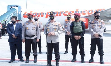 26-Terduga-Teroris-Yang-Diterbangkan-Dari-Makassar-Ditahan-Di-Cikeas