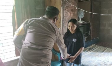 Kapolres-Kupang-Ulurkan-Tangan--Bagi-Yang-Membutuhkan