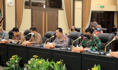 Lintas-Sektoral-Jelang-Idul-Fitri,-Kapolri:-Keselamatan-Rakyat-Hukum-Tertinggi