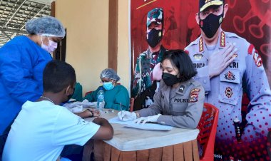 Hut-Polwan-73,-Polwan-Polres-Kupang,-Gelar-Vaksinasi-Usia-12-Tahun