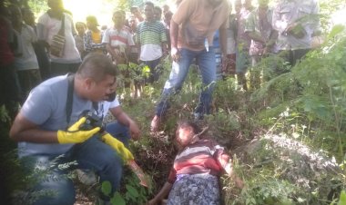 Tim-Inafis-Polres-Kupang-Evakuasi-Sesosok-Mayat-Perempuan