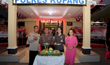 74---Anggota-Naik-Pangkat-Kapolres-Kupang-Gelar-Syukuran