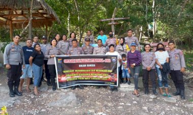Kolaborasi-Tim-Operasi-Bina-Karuna-Polda-NTT-Polres-Kupang-Lakukan-Binluh-Di-Lokasi-Wisata-Fatu-Braon