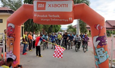 Jalin-Sinergitas-TNI-Polri,-Yon-Zipur-18-Kupang-gelar-Fun-Bike-dengan-Polres-Kupang
