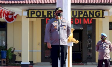 Wakapolres-Kupang,-sampaikan-Penekanan-Kapolres-Kupang,--Saat-Apel-Jam-Pimpinan