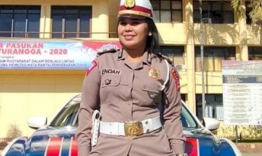 Wajah-Polri-Yang-Presisi-di-Tangan-Polisi-Lalu-Lintas-!