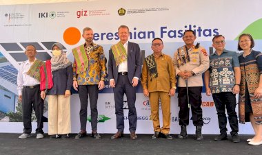 Kapolres-Kupang-Hadiri-Acara-Peresmian-Fasilitas-Solar-Ice-Maker-di-Kelurahan-Sulamu,-Kabupaten-Kupang