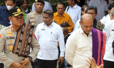Didampingi-Kapolres-Kupang,-Gubernur--NTT-Resmikan-Dimulainya-Pembangunan-Gereja-Bet'el-Lili