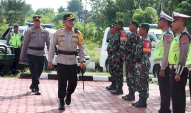 Apel-Gelar-Pasukan,-Kapolres-Kupang---Pastikan--Personil-Siap--Amankan-Nataru-2022/2023