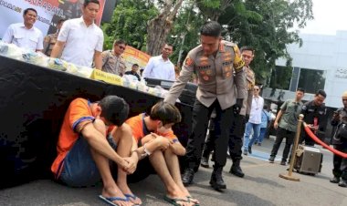 Polrestabes-Surabaya-Berhasil-Gagalkan-Peredaran-24,1-Kg-Sabu