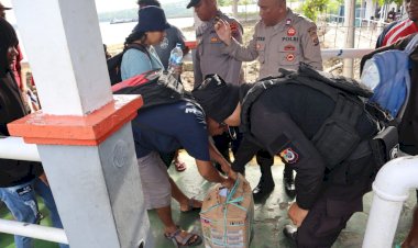 Gelar-Operasi-Miras,-Polres-Kupang-Sita-Ratusan-Liter-Moke