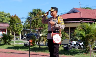 Pimpin-Apel--Gelar-Pasukan--Operasi-Semana-Santa-Turangga-2023,-Kapolres--Kupang-:--Polri-Harus-Peka,-Waspada-dan-Siap-Siaga