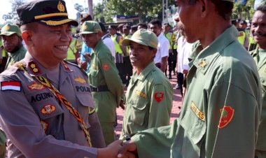 Kapolres-Kupang-Pimpin--Apel-Kasatkamling-dan-Lounching-Polisi-RW