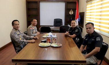 Tim-Divisi-TIK-Mabes-Polri-Lakukan-Survei-Sarpras-Komunikasi-Wilayah-Perbatasan-dan-Pulau-Terluar-di-Mapolres-Kupang