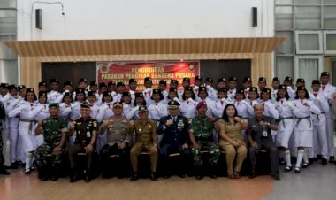 Dukung-Generasi-Muda,-Kapolres-Kupang-Turut-Hadir-Dalam-Acara-Pengukuhan-Anggota-Paskibraka-Tingkat-Kabupaten-Kupang