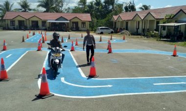 Tak-Ada-Lagi-Angka-8,-Uji-Praktek-SIM-di-Polres-Kupang-Lebih-Mudah
