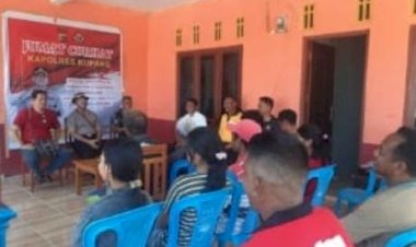 Polres-Kupang-Gelar-Jumat-Curhat-Dengan-Warga-Dusun-Kukak-Kecamatan-Sulamu