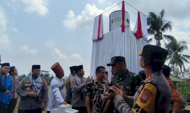 Bahagianya-Warga-Ciamis-dapat-Bantuan-Sumur-Bor-dan -Paket-Sembako-dari-Operasi-NCS-Polri