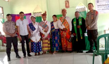 Gelar-Minggu-Kasih,-Satgas-Preemtif-Polres-Kupang-Sambangi-Gereja--Imanuel-Bonet