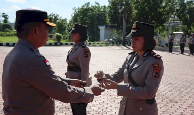 Kasat-Lantas-Polres-Kupang-Diserahterimakan,-Kapolres:--Kerja-Profesional,-Raih-Kepercayaan-Publik
