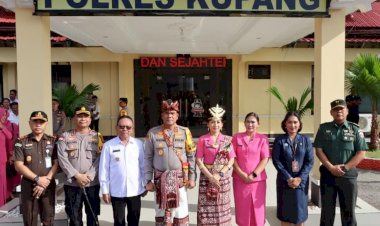 Kunjungi-Polres-Kupang, -Kapolda-NTT-Bawa-Motivasi-Baru-Bagi-Anggota