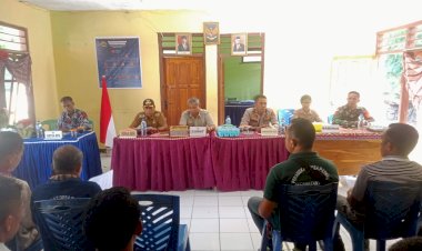 Kapolsek-Amabi-Oefeto-Timur-Ingatkan-Warga-Desa-Pathau-untuk-Cegah-Rabies