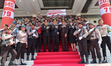 Polres-Kupang-Bersama-Pemda-dan-Unsur-Terkait-Peringati-Hari-Ulang-Tahun-Kemerdekaan-RI-ke-79-di-Lapangan-Kantor-Bupati-Kupang
