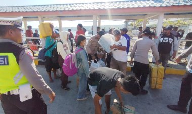 Polres-Kupang-Gelar-Operasi-Pekat-di-Pelabuhan-Bolok,-Sita-Miras-dan-Kendaraan-Tanpa-Dokumen