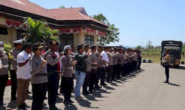 Satgas-Operasi-Mantap-Praja-Turangga-2024-Polres-Kupang--Patroli-Rutin--di-Kantor-KPU-dan-Bawaslu