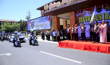 Sebar-5.000-Paket-Sembako,-NCS-Polri-Minta-Masyarakat-Lampung-Gelorakan-Pilkada-Damai