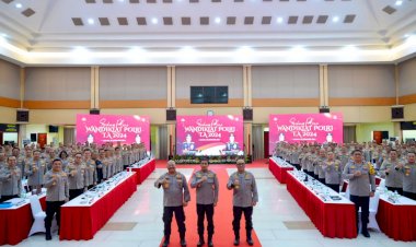 Sidang-Pleno-Dewan-Pendidikan-dan-Pelatihan-Polri-Tahun-2024-Menuju-Transformasi-Pendidikan-Polri--Yang-Berdaya-Saing-Global