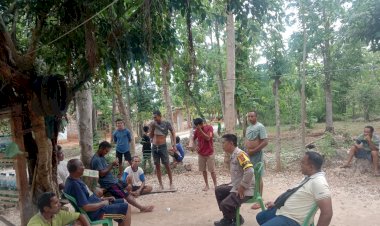 Bhabinkamtibmas-Desa-Oelomin-dan-Desa-Tunfeu-Ajak-Warga-Dukung-Program-Ketahanan-Pangan
