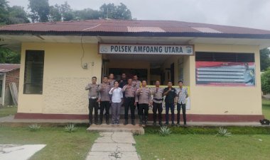 Kapolres-Kupang-Rela-Terjang-Banjir-dan-Lumpur-Sambangi-Polsek-Amfoang-Utara-dan-Amfoang-Selatan