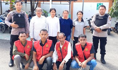 Polres-Kupang-Kawal-Tahanan-Kejaksaan-dari-Rutan-Kelas-IIB-Kupang-ke-PN-Oelamasi