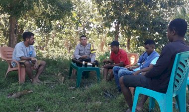 Bhabinkamtibmas-Desa-Manusak Imbau-Warga-Binaannya-Jaga-Kamtibmas