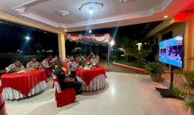 Polres-Kupang-Pantau-Keamanan-Malam-Takbiran-Lewat-Zoom-Meeting-Nasional
