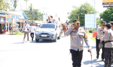 Prosesi-Paskah-2025-di-Kabupaten-Kupang:-Mobil-Hias,-Lagu-Pujian,-dan-Kapolres-Turut-Melangkah