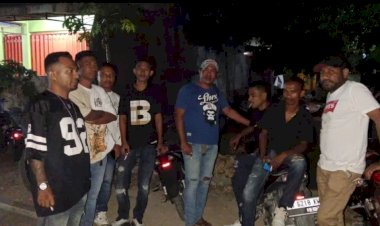 Satgas-Berantas-Premanisme-Polres-Kupang-Gelar-Patroli-di-Pasar-Oesao