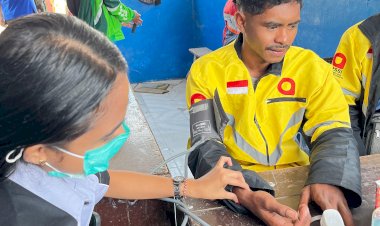 Dalam-Rangka-Hari-Bhayangkara-ke-79,-Sidokkes-Polres-Kupang-Gelar-Pemeriksaan-Kesehatan-Gratis-Bagi-Pengemudi-Ojek