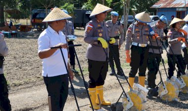 Bidpropam-Polda-NTT-Tanam-Jagung-Kuartal-III-untuk-Dukung-Ketahanan-Pangan-Nasional