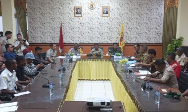 Polres-Kupang-Amankan-Audiens-Warga-Eks-Tim-Tim-Terkait-Sengketa-Tanah-Resettlement-Naibonat-dengan-172-Personel