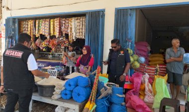 Polres-Kupang-Sisir-Pasar-dan-Toko,-Awasi-Peredaran-Beras-dan-Harga-Jualnya
