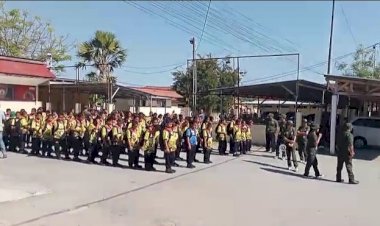 SRMP-19--Kupang-Belajar-Lapangan-di-Polres-Kupang,-Kenali-Lebih-Dekat-Dunia-Kepolisian