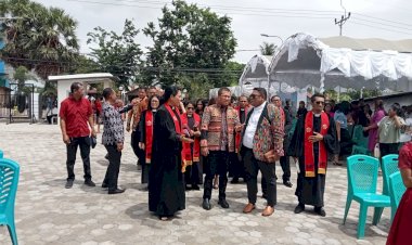 Diresmikan-Bupati-Kupang-Gereja-GMIT-Emaus-Tanah-Merah-Resmi-Digunakan,-Polres-Kupang-Lakukan-Pengamanan
